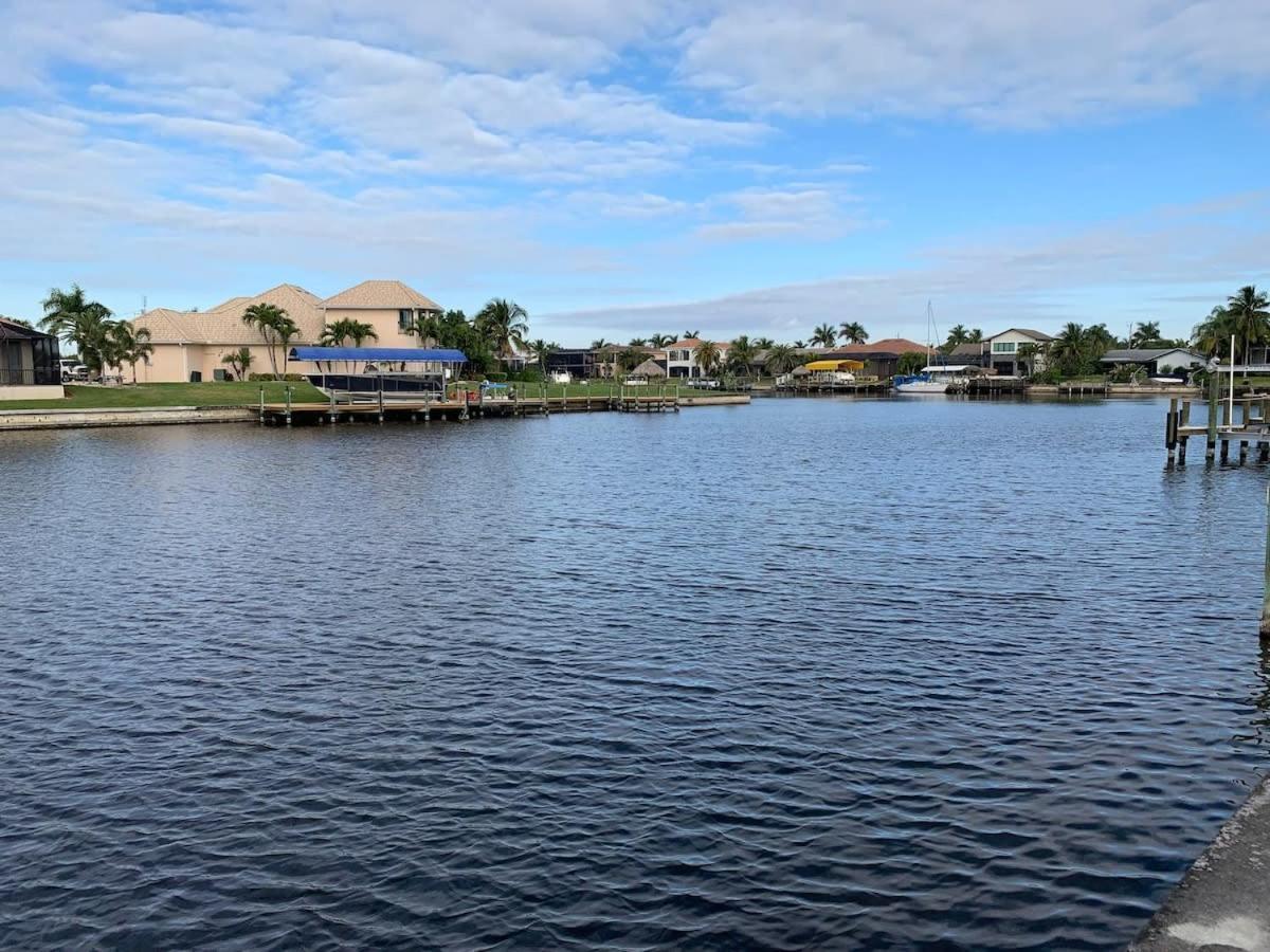 Free Heatedpool On Sailboataccesscanal Boat Lift * Cape Coral