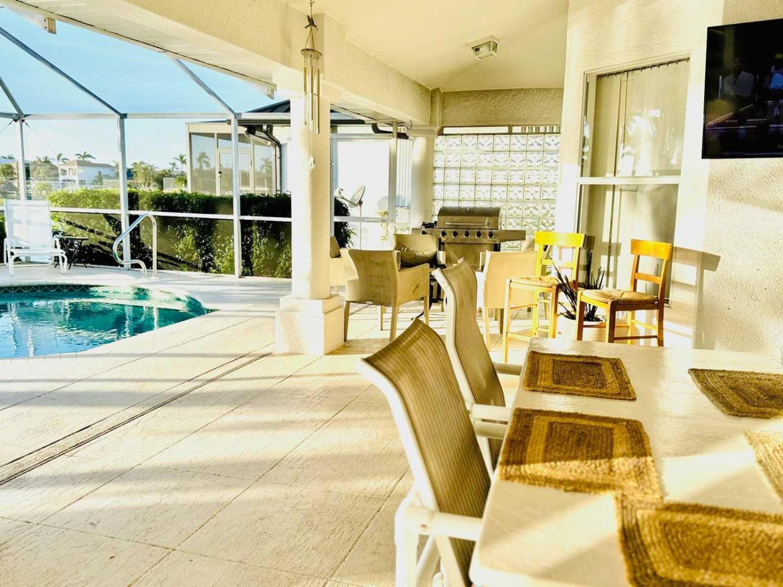 Free Heatedpool On Sailboataccesscanal Boat Lift Holiday home *