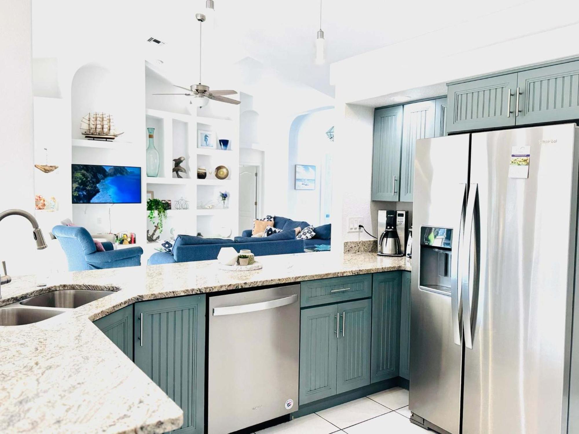 Free Heatedpool On Sailboataccesscanal Boat Lift Holiday home Cape Coral