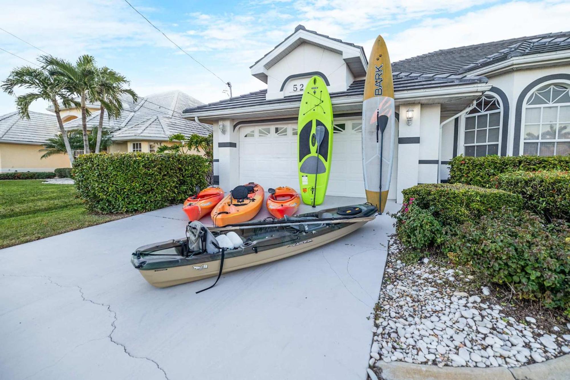 Free Heatedpool On Sailboataccesscanal Boat Lift * Cape Coral