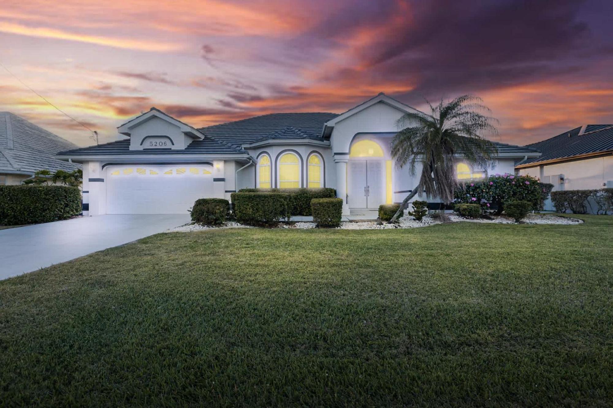 Casa vacanze Free Heatedpool On Sailboataccesscanal Boat Lift Cape Coral
